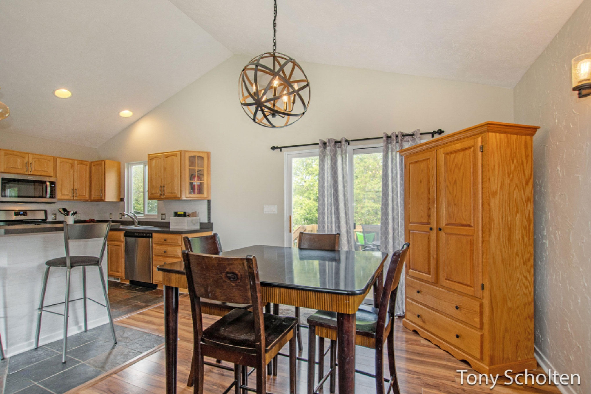 10879 Riley Street Zeeland, MI 49464 - Photo 5 of 39 DSC04704