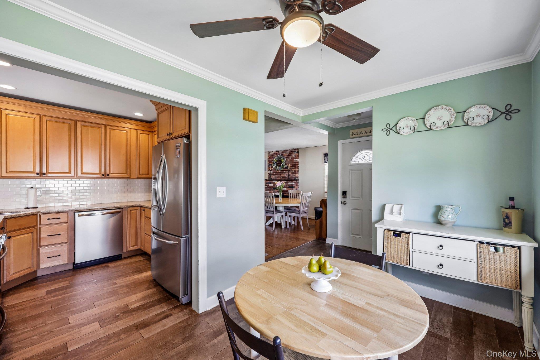 63 Kilburn Road South West Hempstead, NY 11552 - Photo 15 of 41