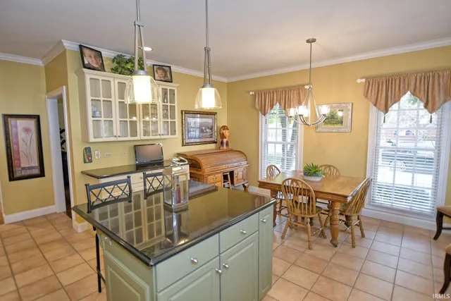 $713,800 | 4602 Brighton Court, Newburgh, IN 47630