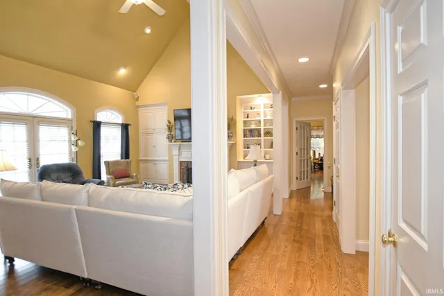 $713,800 | 4602 Brighton Court, Newburgh, IN 47630