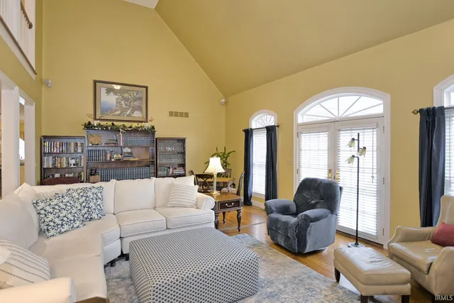 $713,800 | 4602 Brighton Court, Newburgh, IN 47630