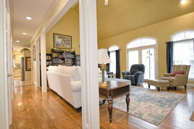 $713,800 | 4602 Brighton Court, Newburgh, IN 47630