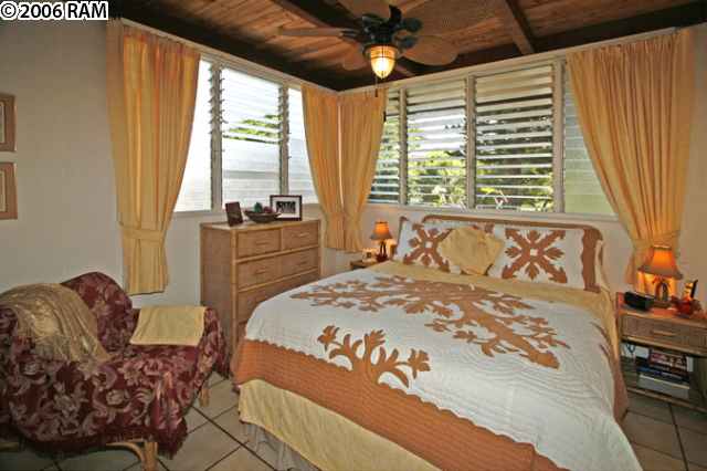 4057 Lower Honoapiilani Road, Unit 217 Lahaina, HI 96761 - Photo 6 of 17 Gallery Image 6