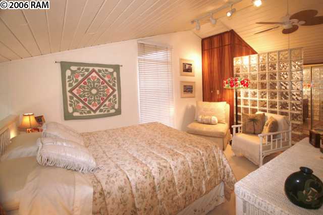 4057 Lower Honoapiilani Road, Unit 217 Lahaina, HI 96761 - Photo 8 of 17 Gallery Image 8