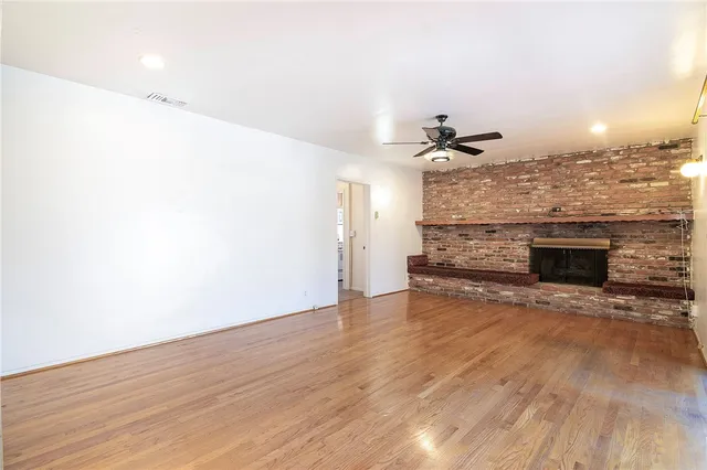 $1,115,000 | 1520 North Keystone Street, Burbank, CA 91506