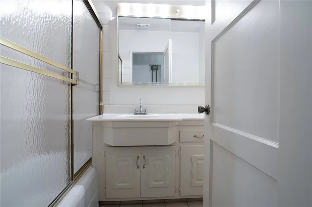 $1,115,000 | 1520 North Keystone Street, Burbank, CA 91506