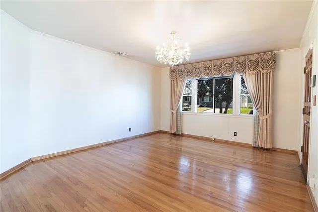 $1,115,000 | 1520 North Keystone Street, Burbank, CA 91506