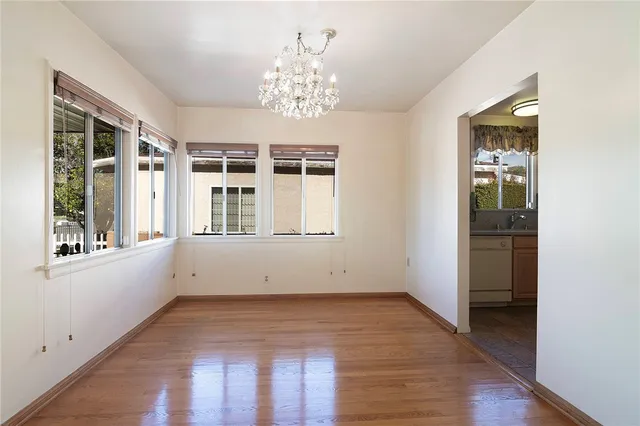 $1,115,000 | 1520 North Keystone Street, Burbank, CA 91506