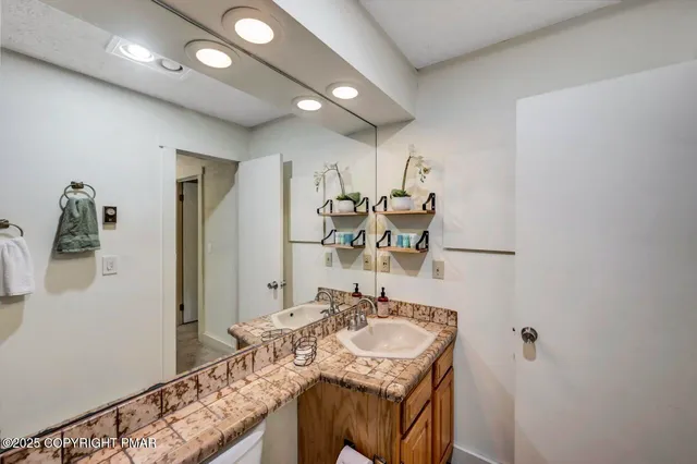 $234,000 | 40 Alpine Lake, Lake Harmony, PA 18624