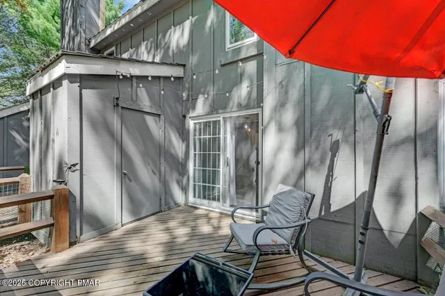 $234,000 | 40 Alpine Lake, Lake Harmony, PA 18624