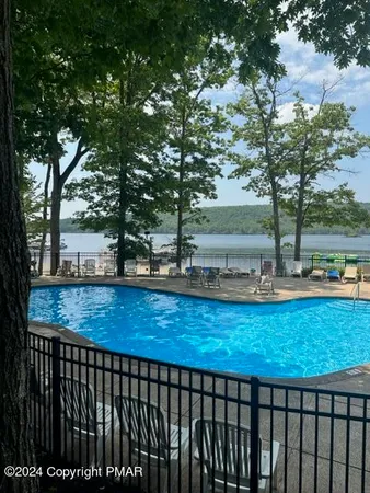 $231,500 | 40 Alpine Lake, Lake Harmony, PA 18624