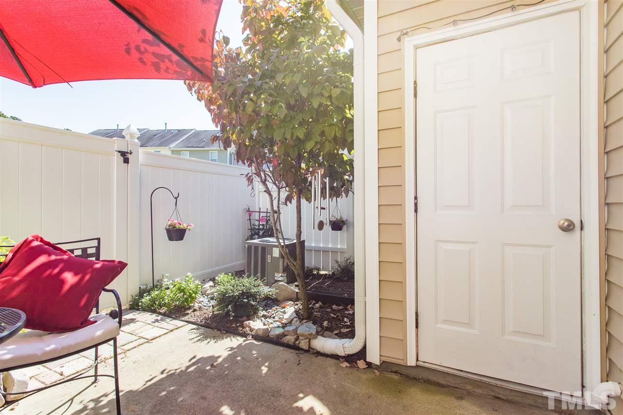 3925 Volkswalk Place Raleigh, NC 27610 - Photo 26 of 29