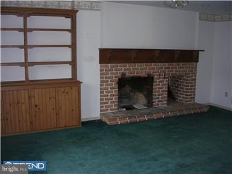 4505 Hilldale Road Reading, PA 19606 - Photo 4 of 5