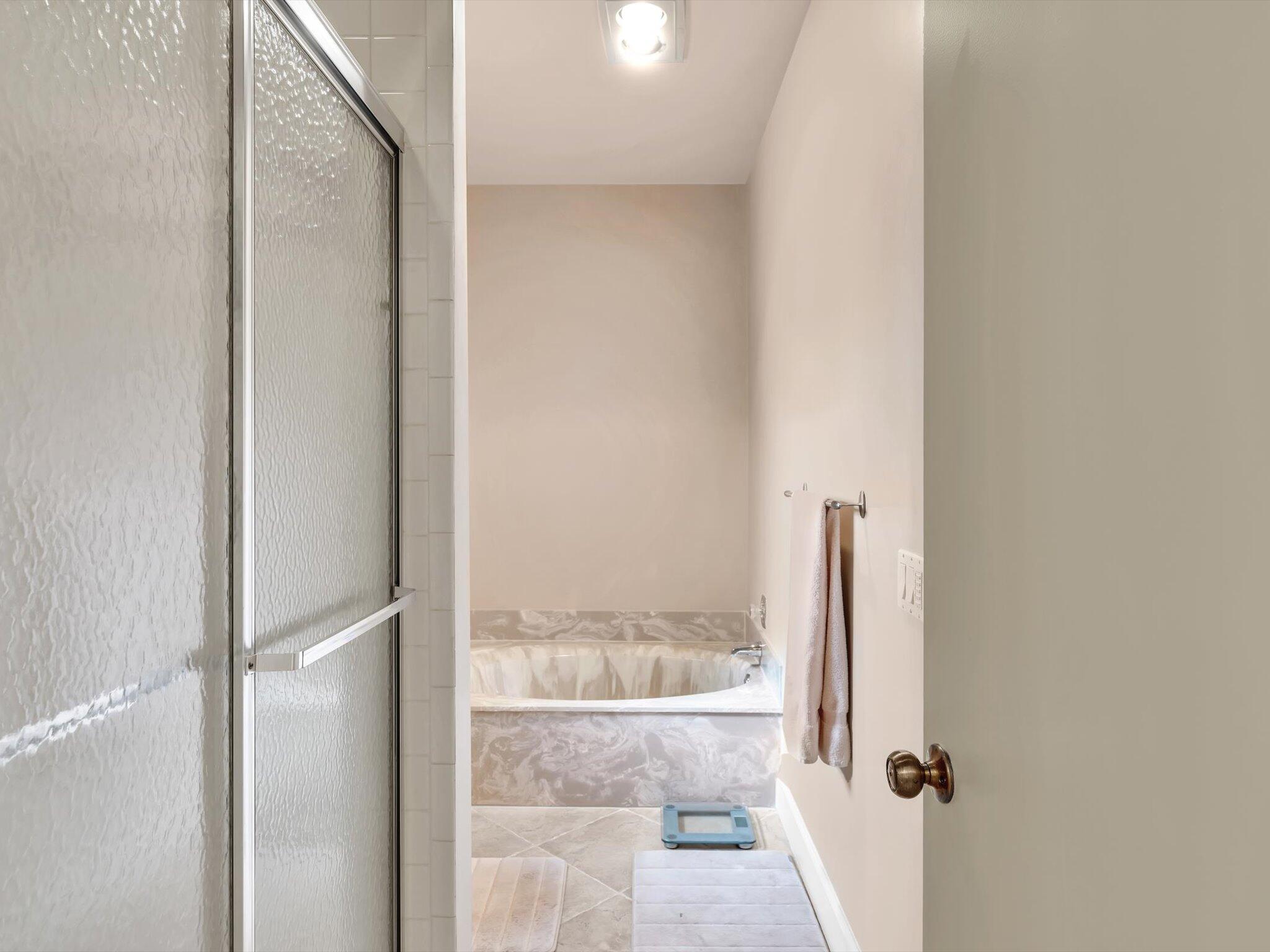 21848 Cypress Circle, Unit 29A Boca Raton, FL 33433 - Photo 28 of 59 40-DSC00196