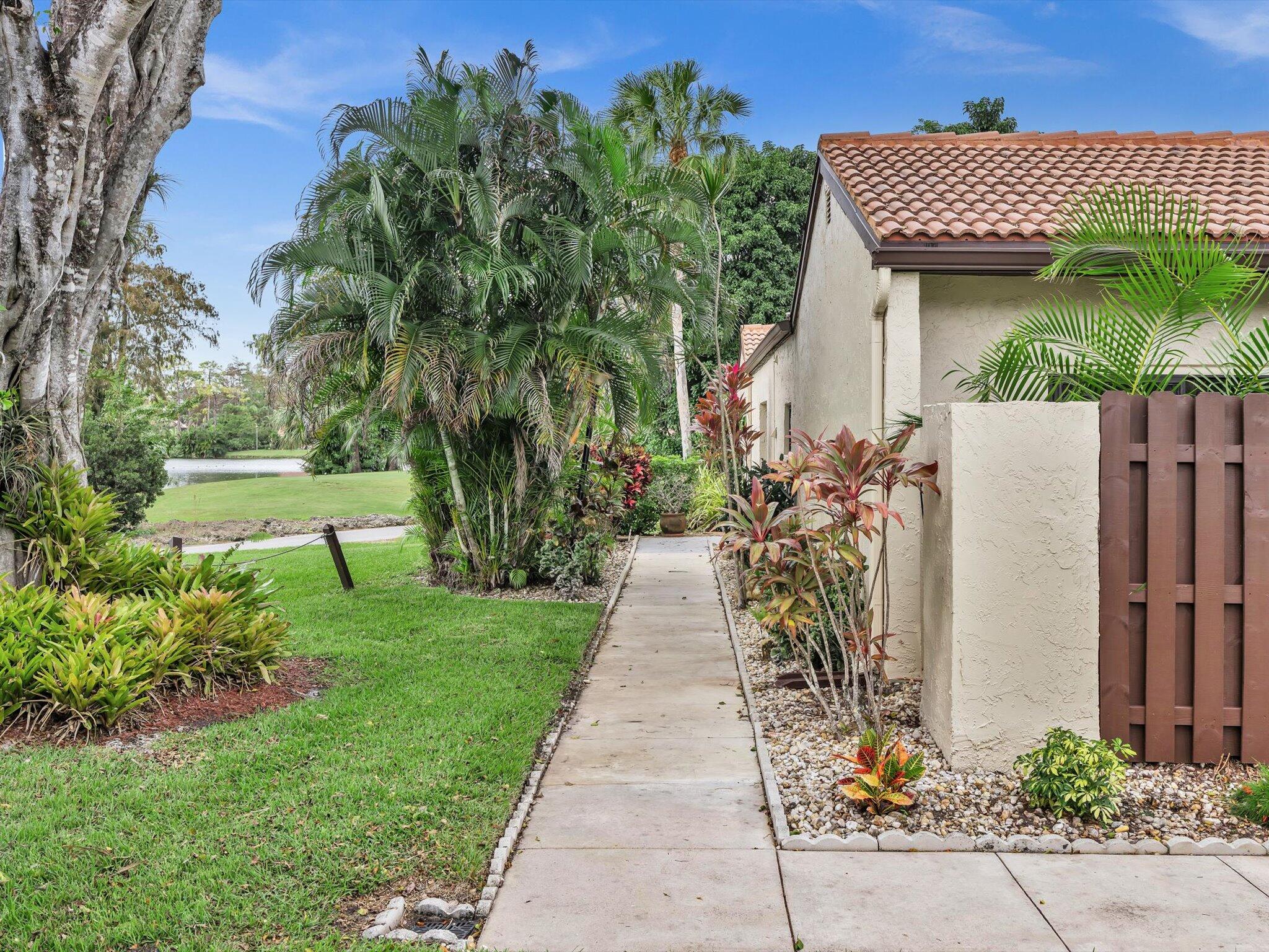21848 Cypress Circle, Unit 29A Boca Raton, FL 33433 - Photo 3 of 59 05-DSC00021