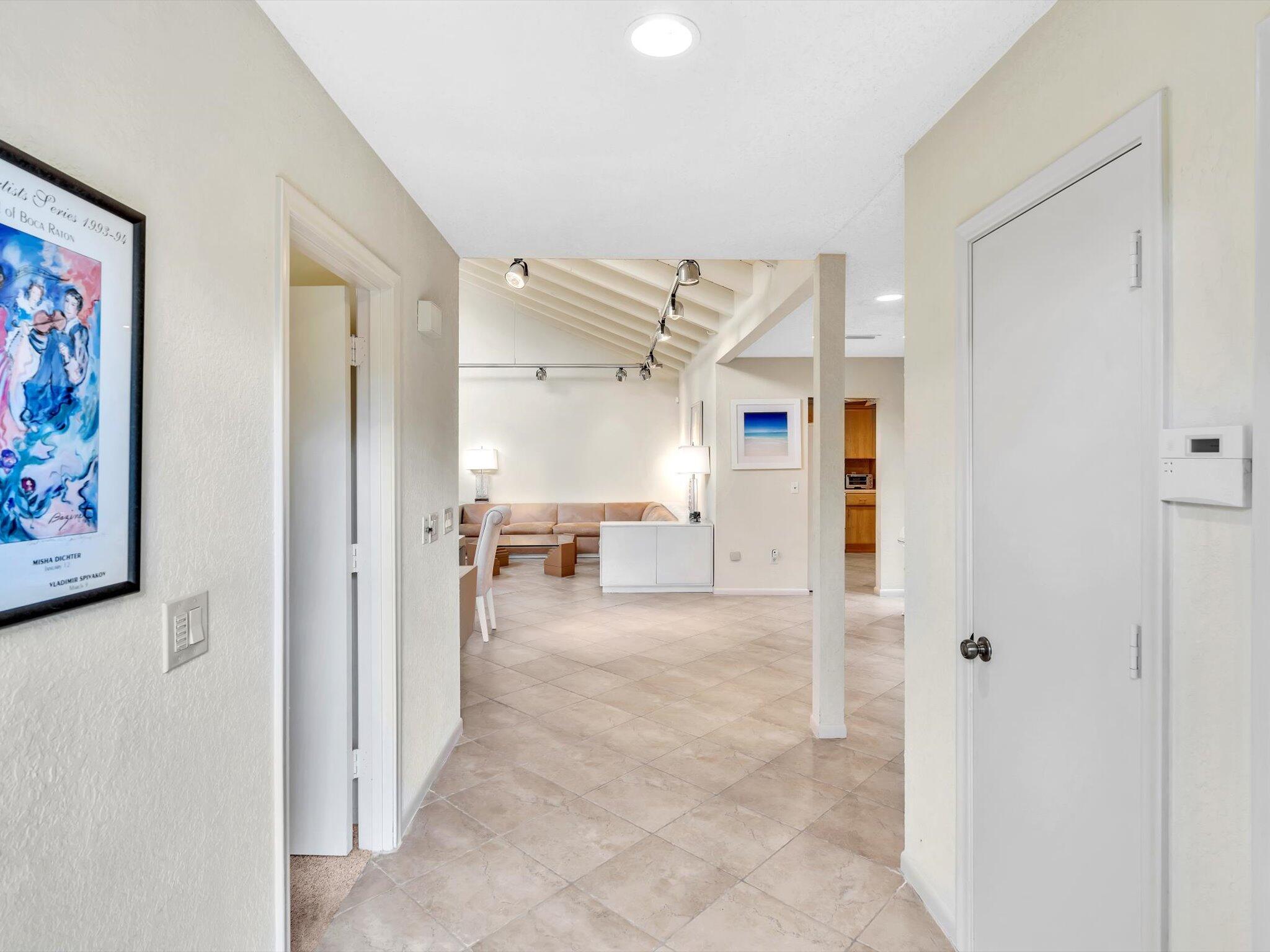 21848 Cypress Circle, Unit 29A Boca Raton, FL 33433 - Photo 4 of 59 07-DSC00031