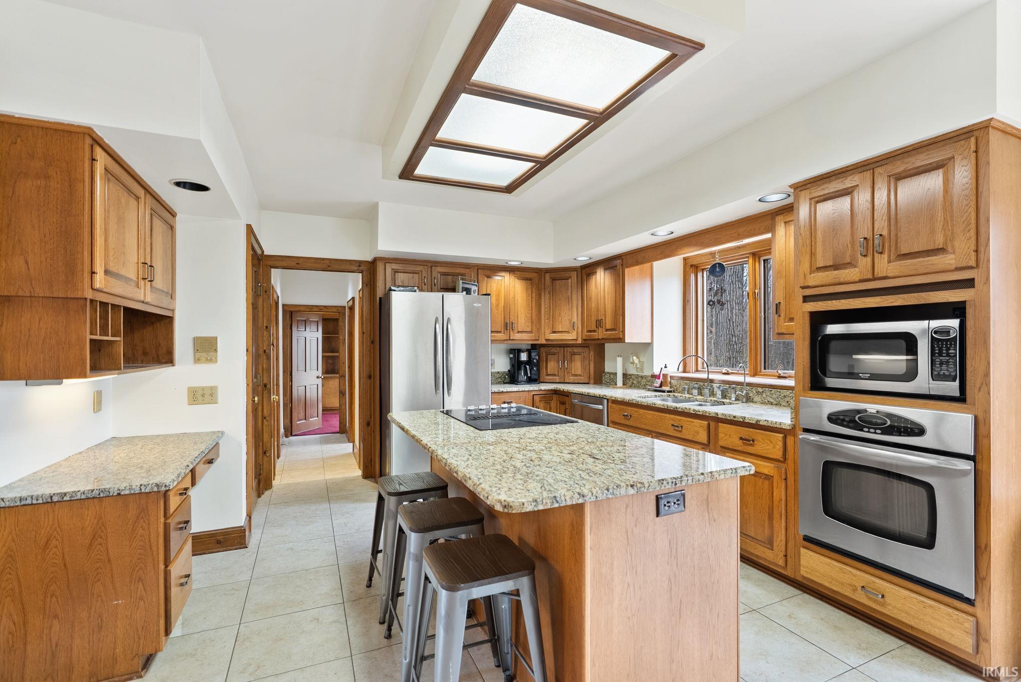 1927 South Hadley Road Fort Wayne, IN 46804 - Photo 10 of 35