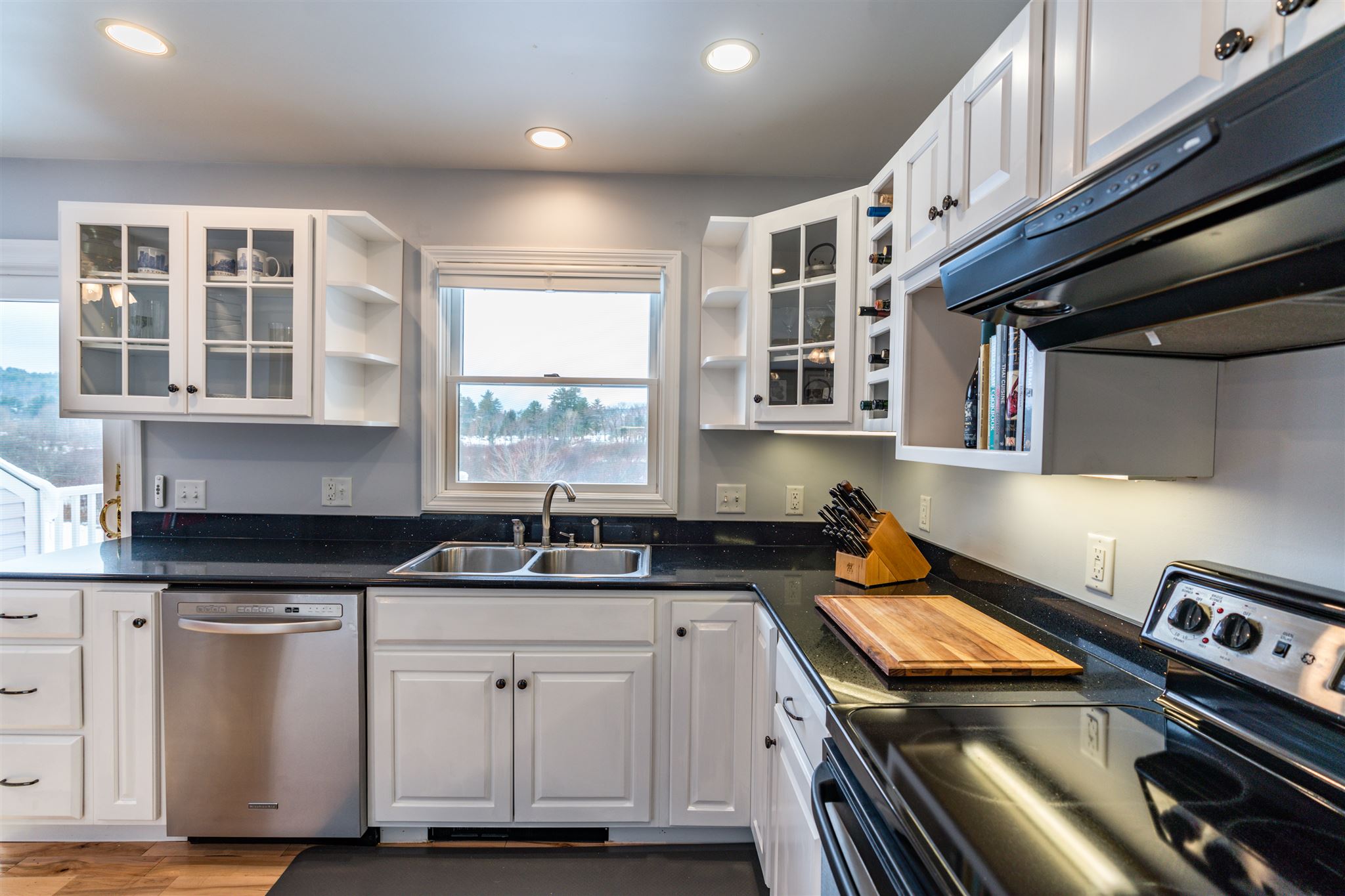 80 Hillcrest Road, Unit 9 Stowe, VT 05672 - Photo 2 of 29 Gallery Image 2