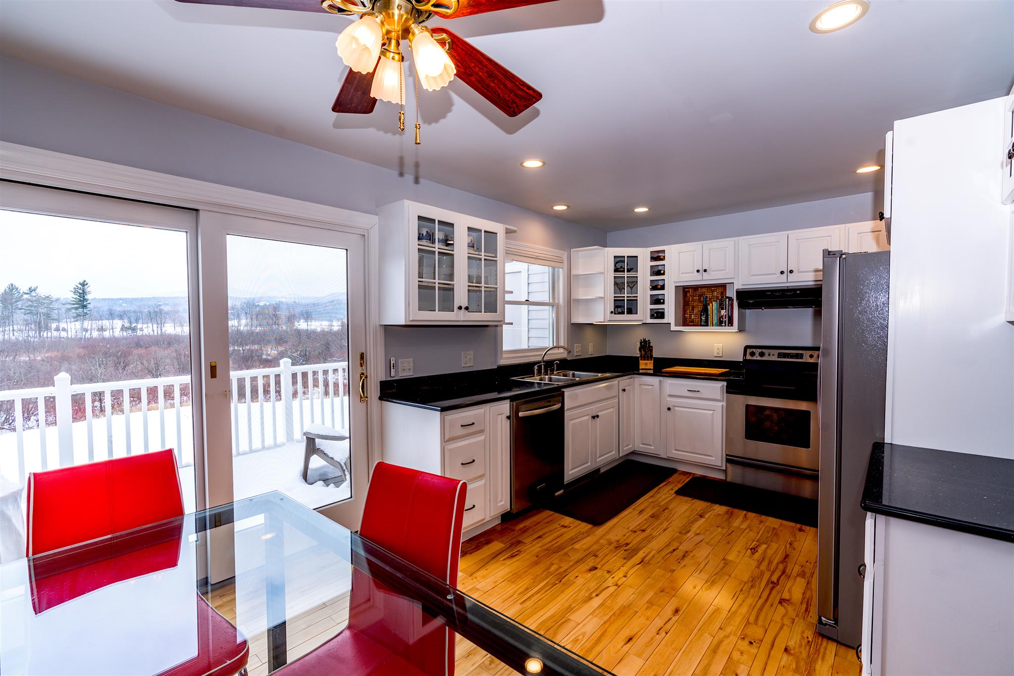 80 Hillcrest Road, Unit 9 Stowe, VT 05672 - Photo 17 of 29 Gallery Image 17
