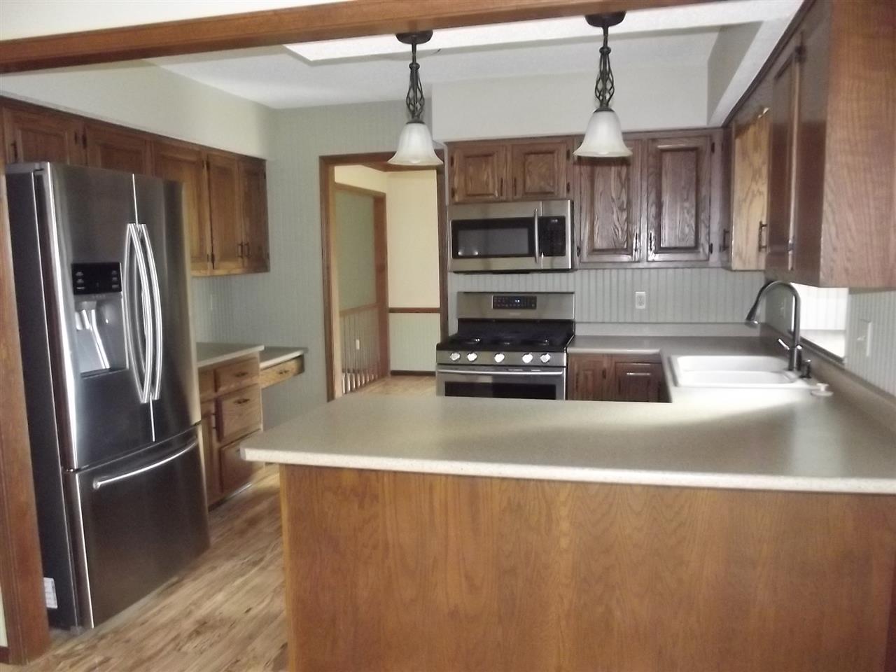 11034 Spring Oak Road Fort Wayne, IN 46845 - Photo 7 of 23