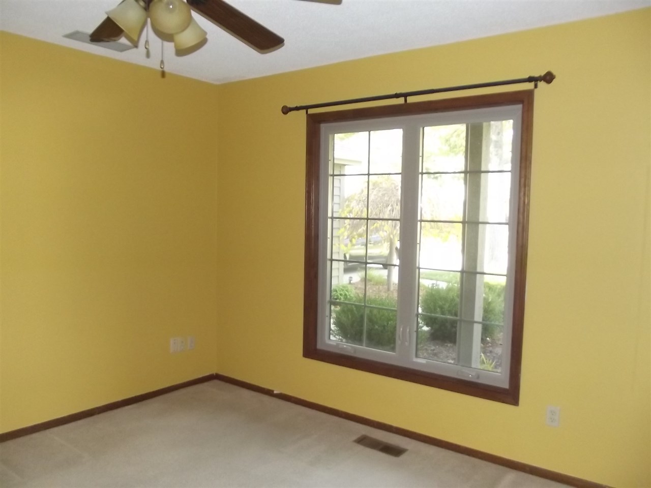 11034 Spring Oak Road Fort Wayne, IN 46845 - Photo 10 of 23