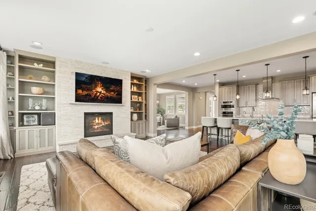 $2,150,000 | 237 Maplehurst Drive, Highlands Ranch, CO 80126