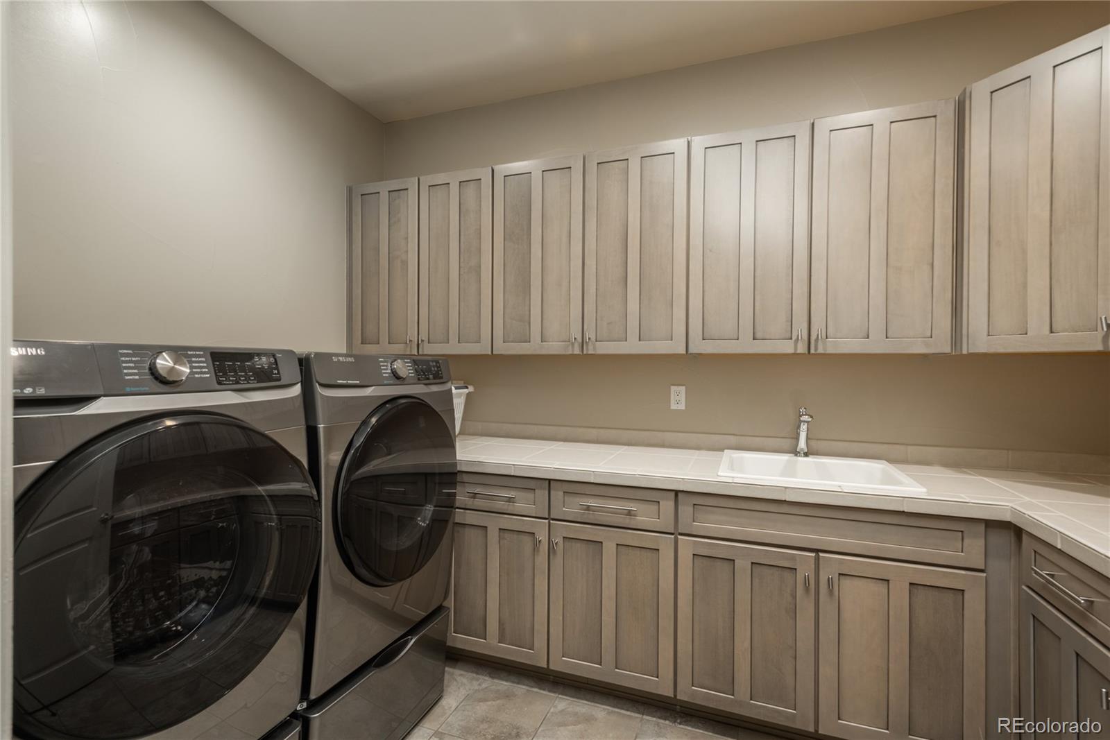 237 Maplehurst Drive Highlands Ranch, CO 80126 - Photo 34 of 49