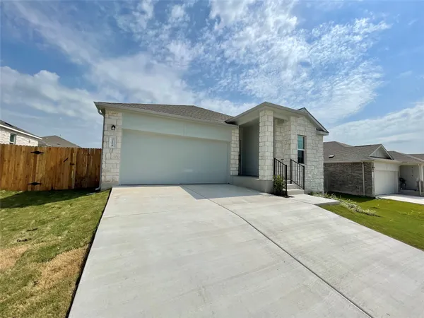 $2,200 | 3208 Kenner Drive, Pflugerville, TX 78660