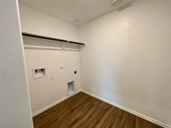 $2,200 | 3208 Kenner Drive, Pflugerville, TX 78660