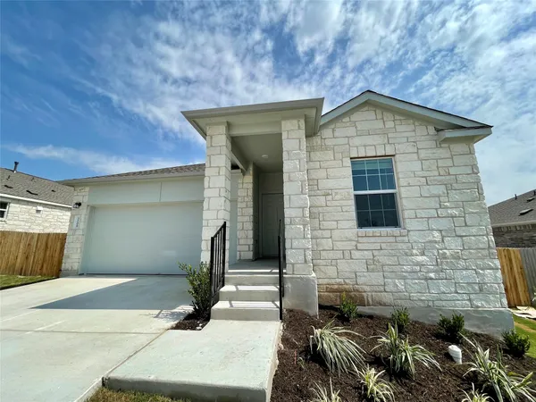 $2,200 | 3208 Kenner Drive, Pflugerville, TX 78660