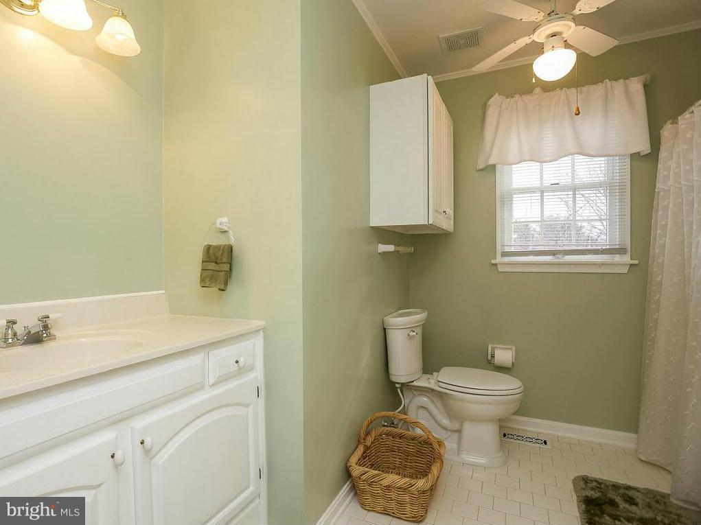 4952 Sweet Air Road Baldwin, MD 21013 - Photo 17 of 30 Bath