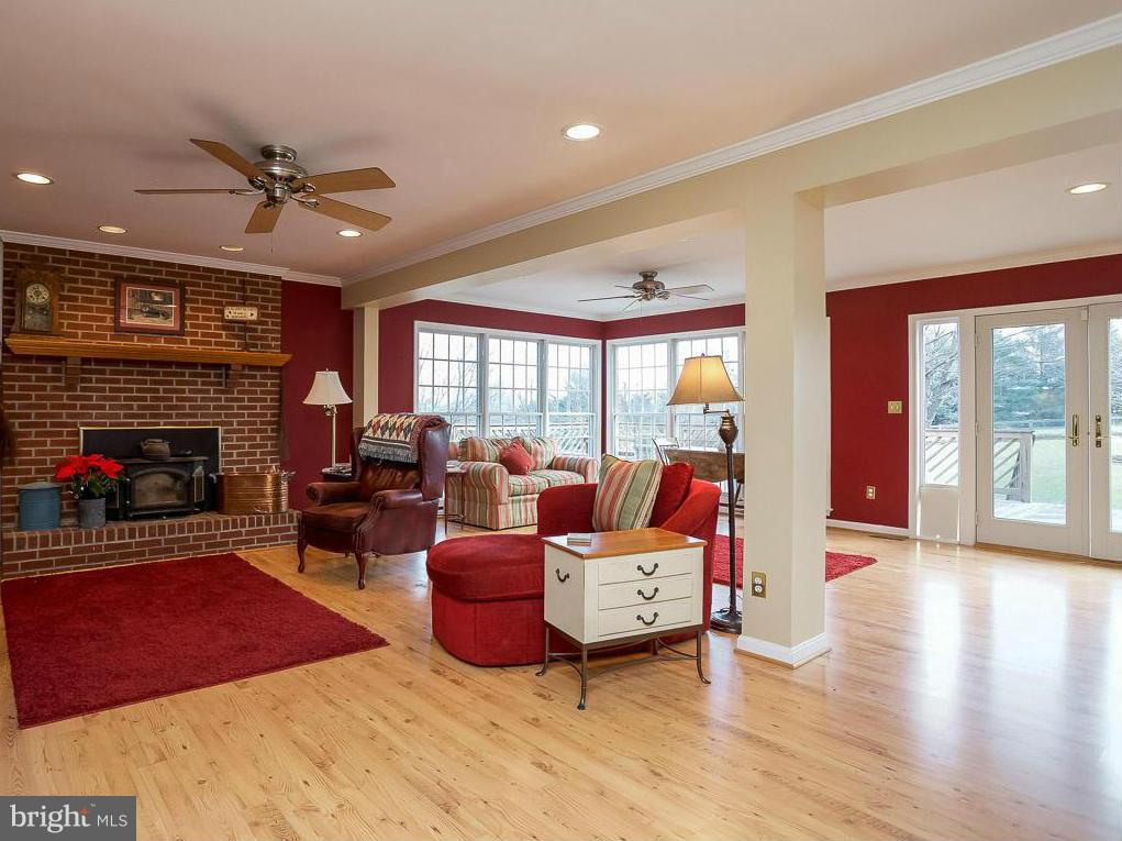 4952 Sweet Air Road Baldwin, MD 21013 - Photo 6 of 30 Family Room