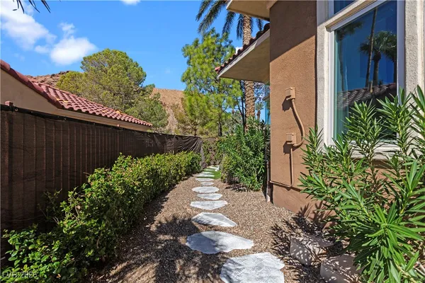 $1,270,000 | 18 Cerchio Alto, Henderson, NV 89011