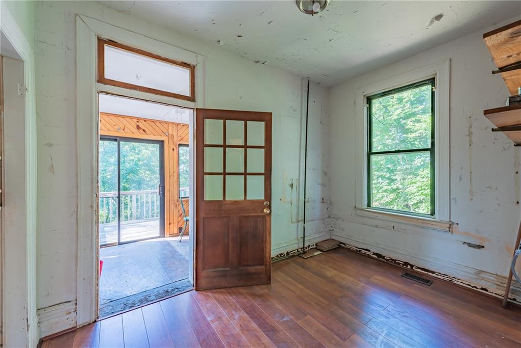 7510 Mt Carmel Road Pittsburgh, PA 15235 - Photo 14 of 25 Gallery Image 14
