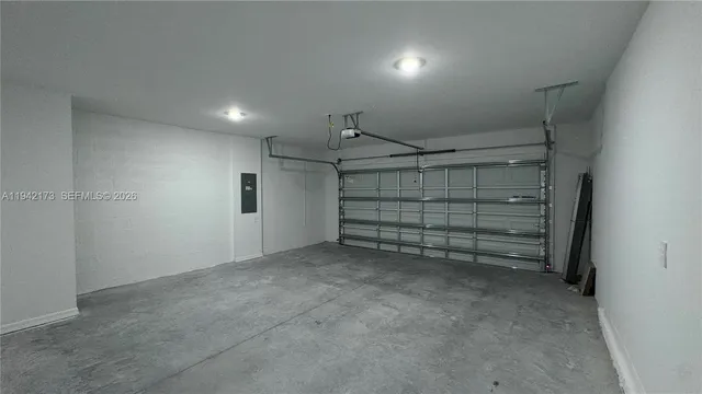 a view of room that has a utility room