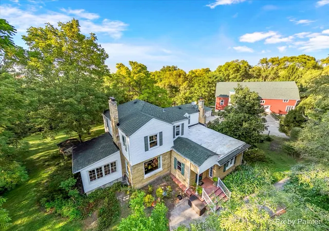 $700,000 | 24400 North Kelsey Road, Lake Barrington, IL 60010