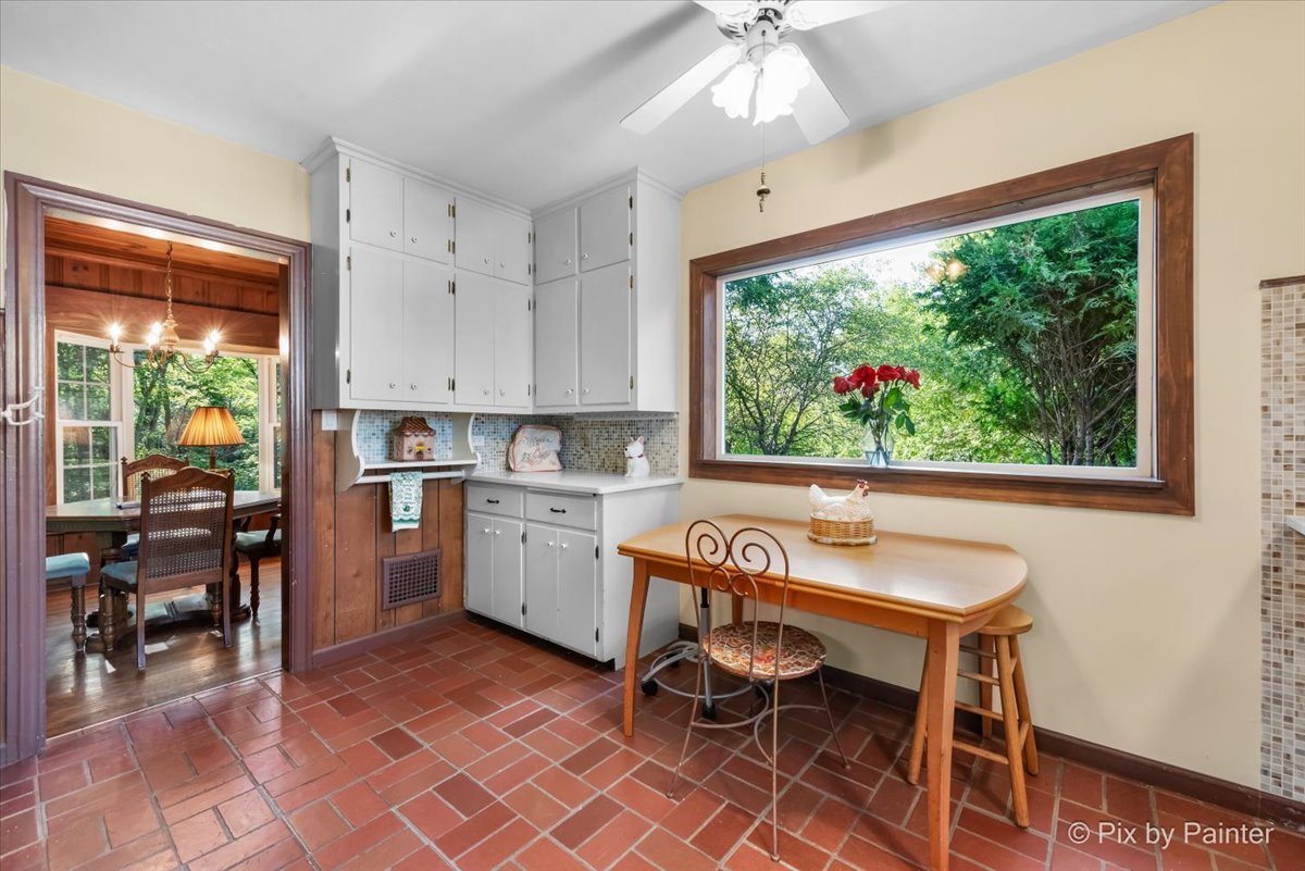 24400 North Kelsey Road Lake Barrington, IL 60010 - Photo 14 of 72