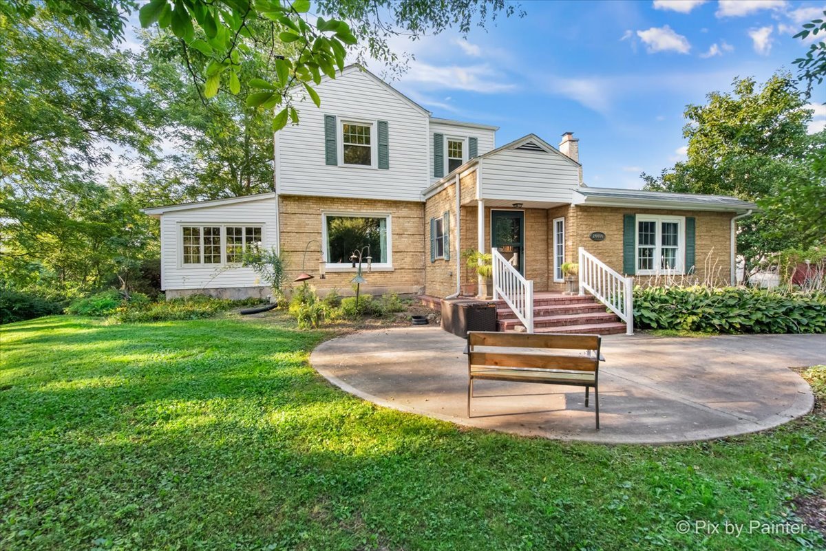 24400 North Kelsey Road Lake Barrington, IL 60010 - Photo 2 of 72