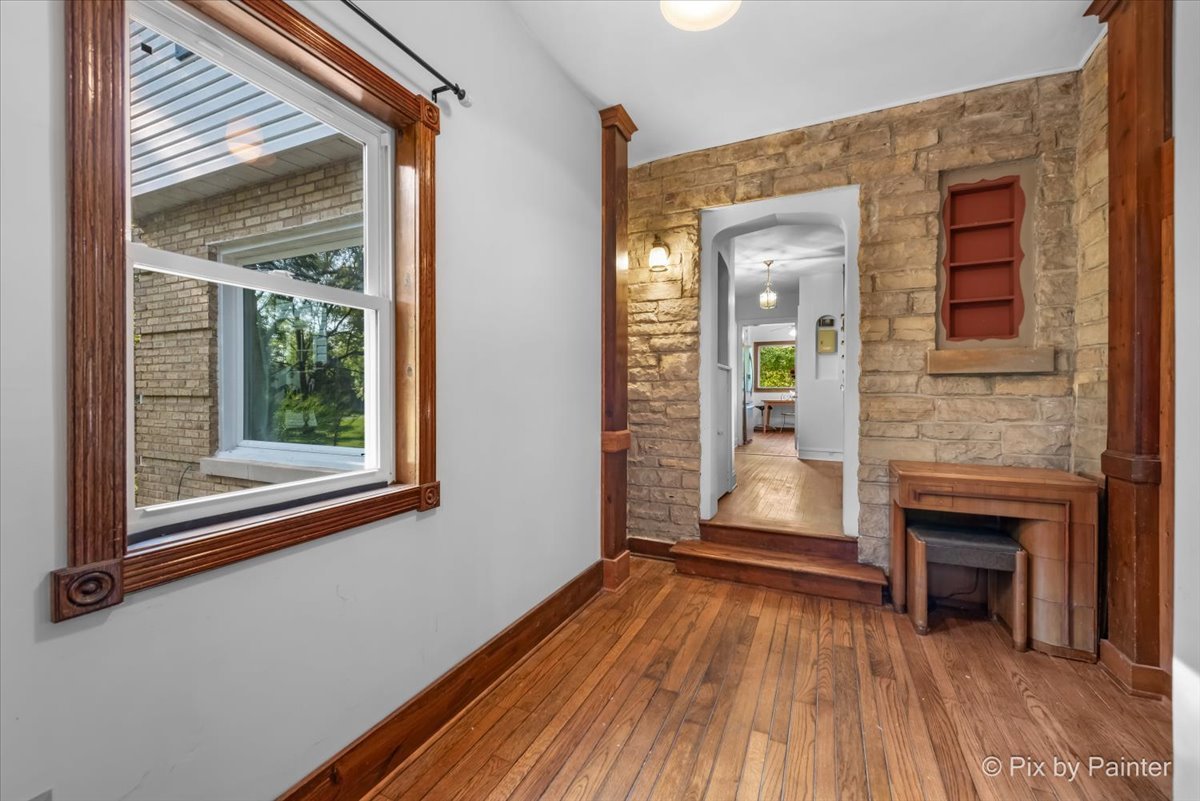 24400 North Kelsey Road Lake Barrington, IL 60010 - Photo 5 of 72