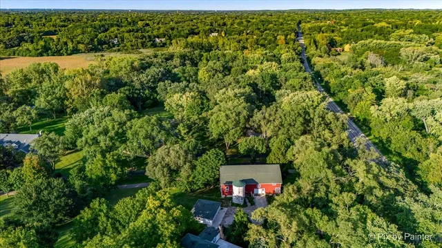 $700,000 | 24400 North Kelsey Road, Lake Barrington, IL 60010