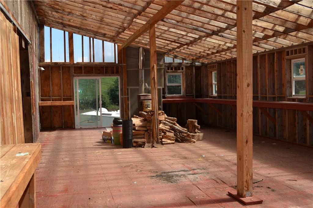 1417 Washington Road Prosperity, PA 15329 - Photo 22 of 24 Gallery Image 22