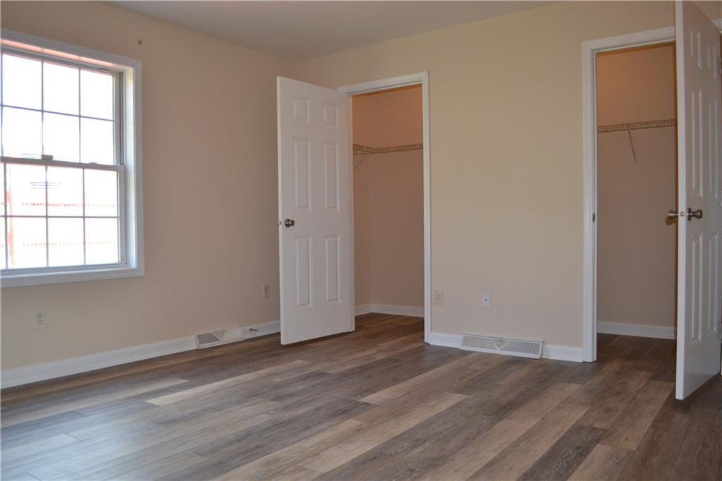 1417 Washington Road Prosperity, PA 15329 - Photo 9 of 24 Gallery Image 9