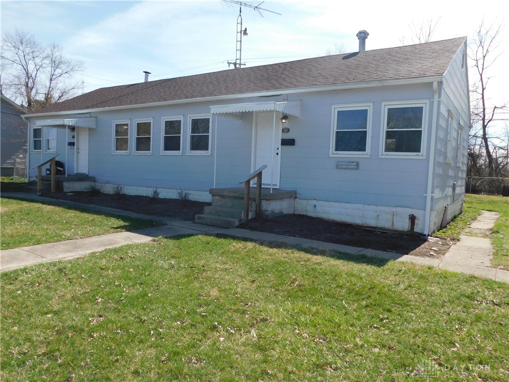 809 Mansfield Avenue Springfield, OH 45505 - Photo 1 of 8