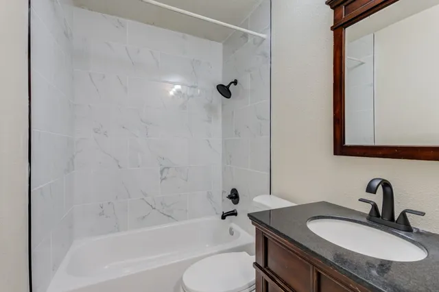 $1,650 | 3305 30th Street, Lubbock, TX 79410