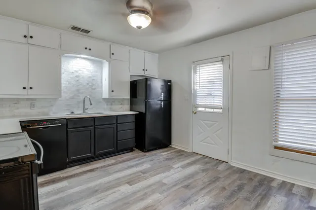 $1,650 | 3305 30th Street, Lubbock, TX 79410