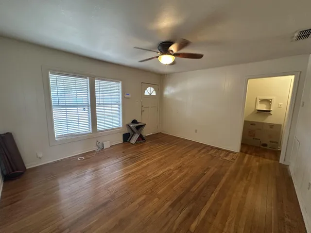 $1,650 | 3305 30th Street, Lubbock, TX 79410