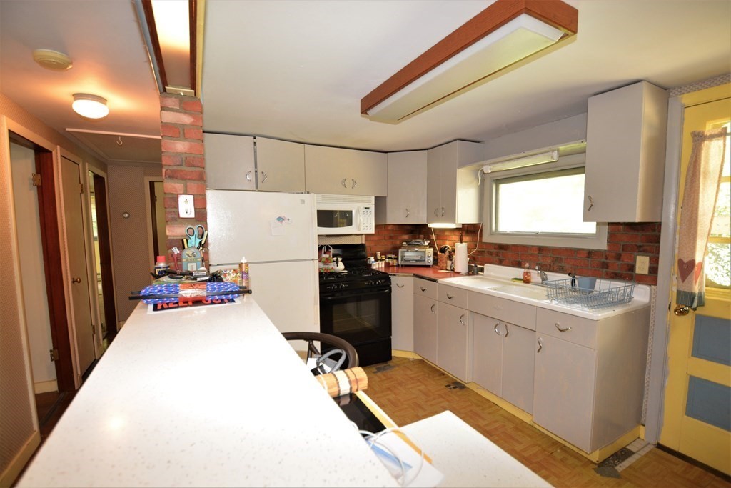 25 Clay Pond Road Bourne, MA 02532 - Photo 4 of 25