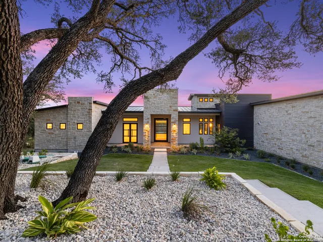 $2,500,000 | 2018 Paradise Parkway, Canyon Lake, TX 78133