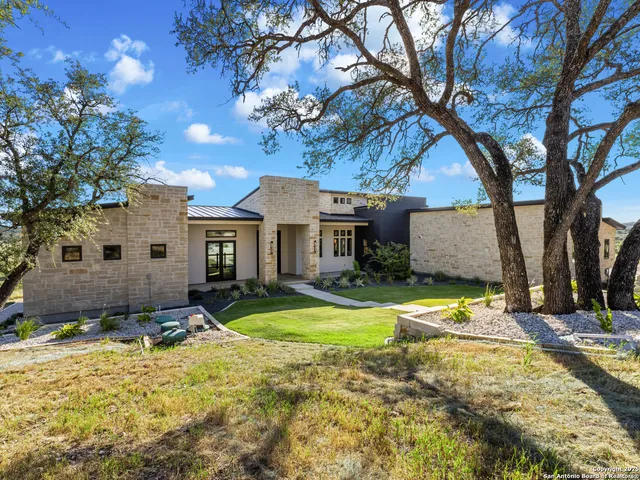$2,500,000 | 2018 Paradise Parkway, Canyon Lake, TX 78133