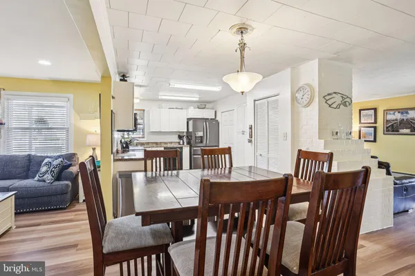 $450,000 | 47 Glenwood Lane, Levittown, PA 19055